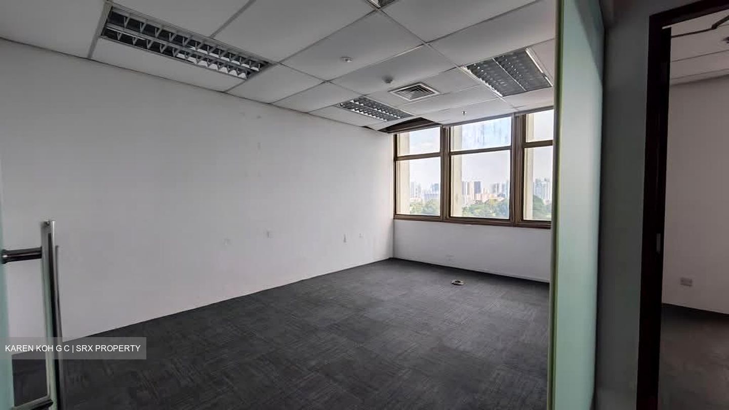 Peninsula Plaza (D6), Office #566771181